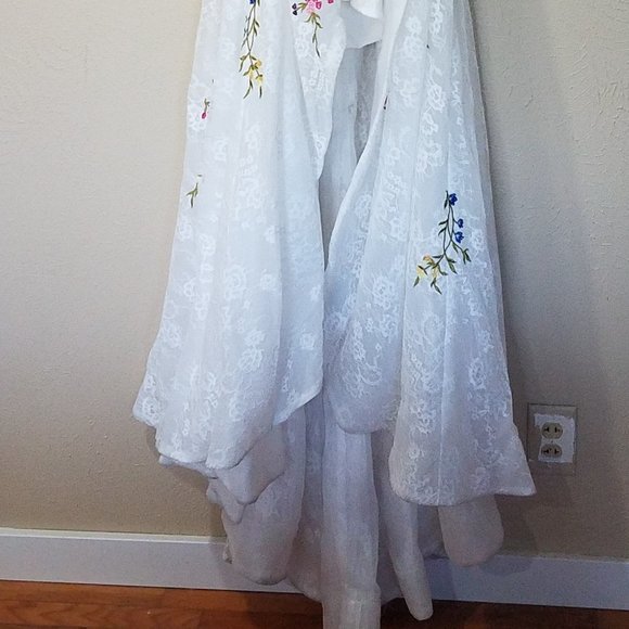 SHERRI HILL WHITE FLORAL LACE PROM DRESS - Picture 7 of 16